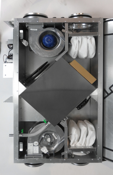 Компактная приточно-вытяжная установка с пластинчатым рекуператором Brissago CPE 1500 G